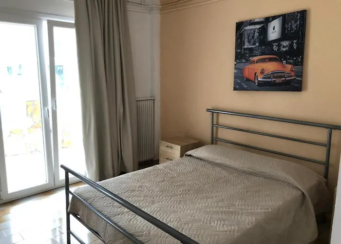 Loula\'S Apartments